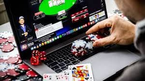 অ্যাকাউন্ট সুরক্ষা ও গোপনীয়তার চিত্র